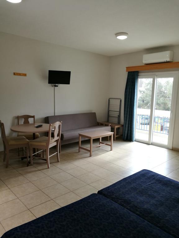 Georgia Hotel Apartments Protaras Buitenkant foto